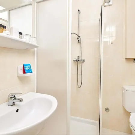 Apartamento Lovely In With Wifi